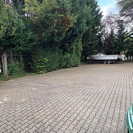 Kleines Ruhiges Mit Wlan Und Smart Tv App C * Karlsruhe
